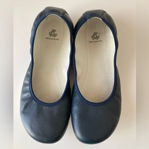 GROUNDIES Bella barefoot ballet flats